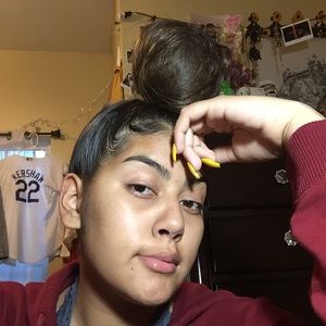 Meet your Posher, Anissa